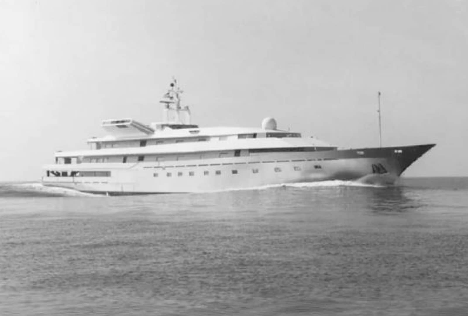 azimut yacht history