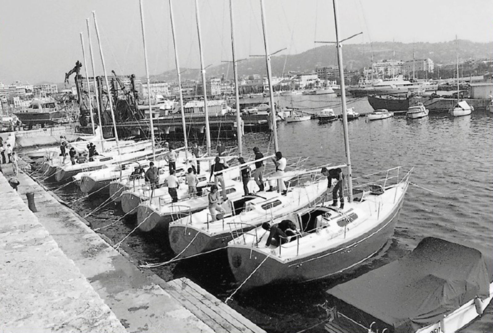 azimut yacht history